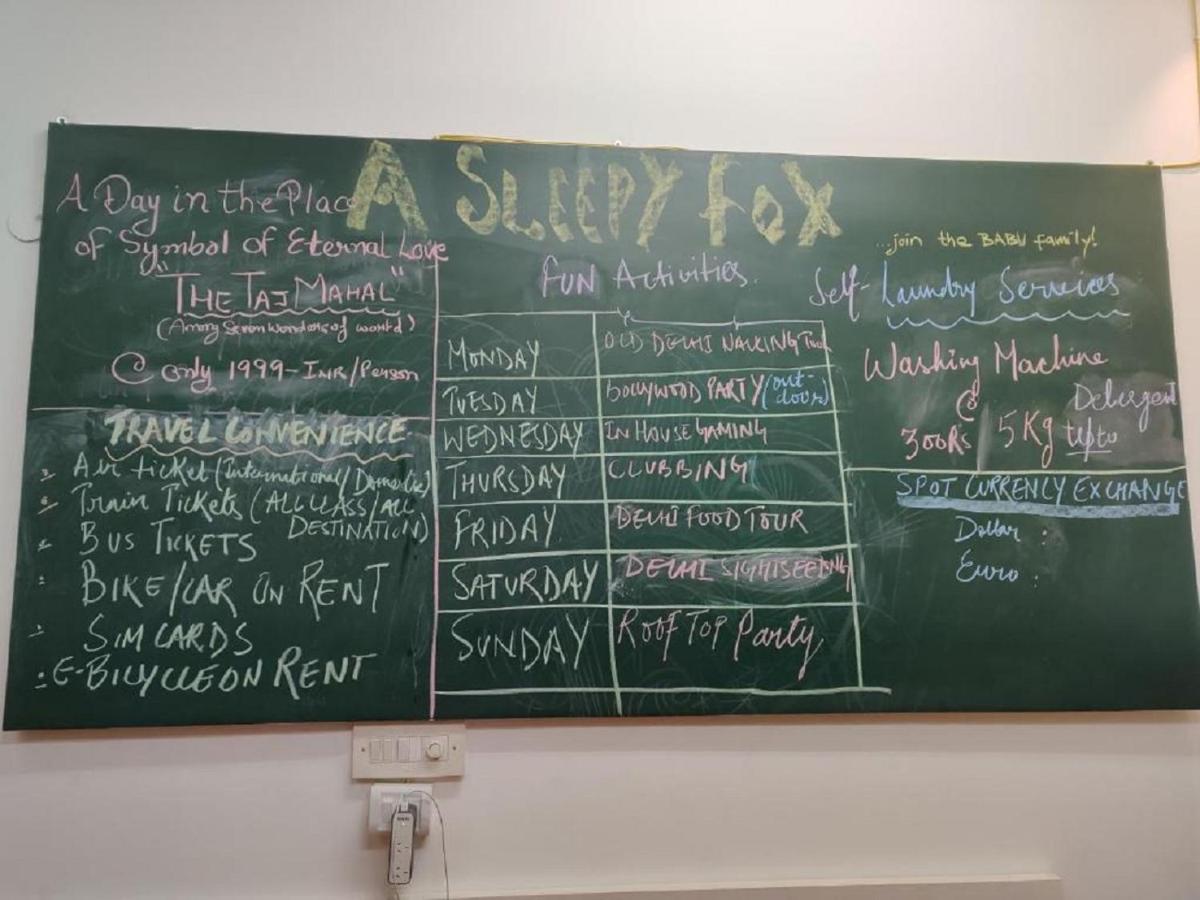 Hostel A Sleepy Fox Nové Dillí Exteriér fotografie